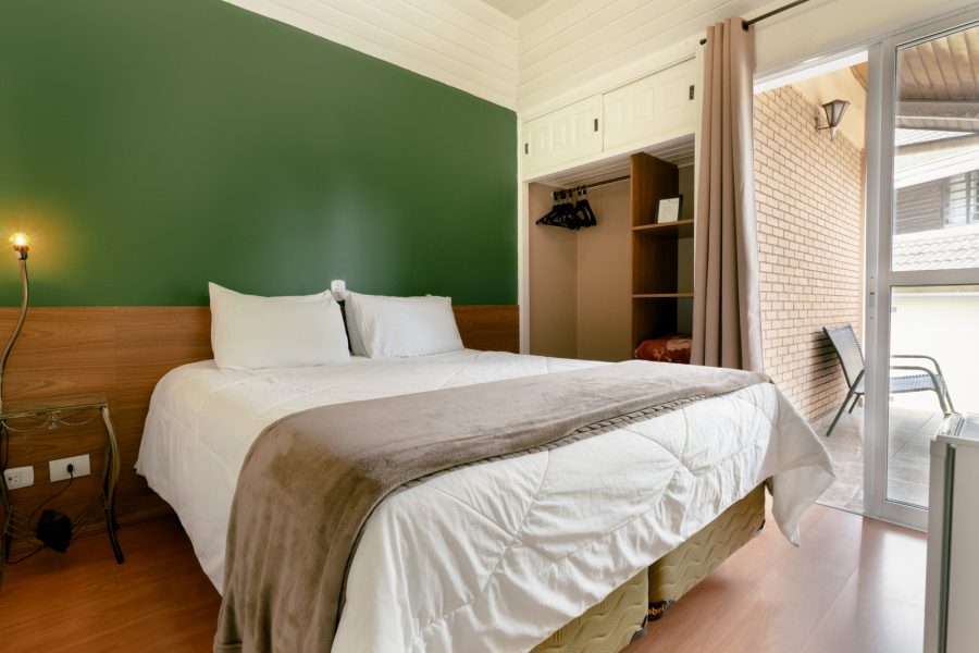 Quarto Luxo com Varanda - Hotel Geneve